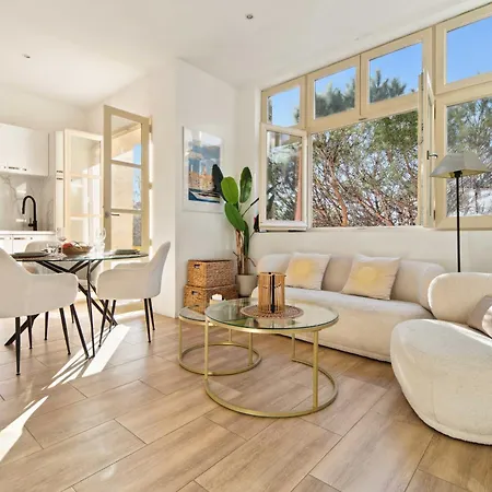 Modern - 1bd 4p - Center Of St Tropez * סן טרופז